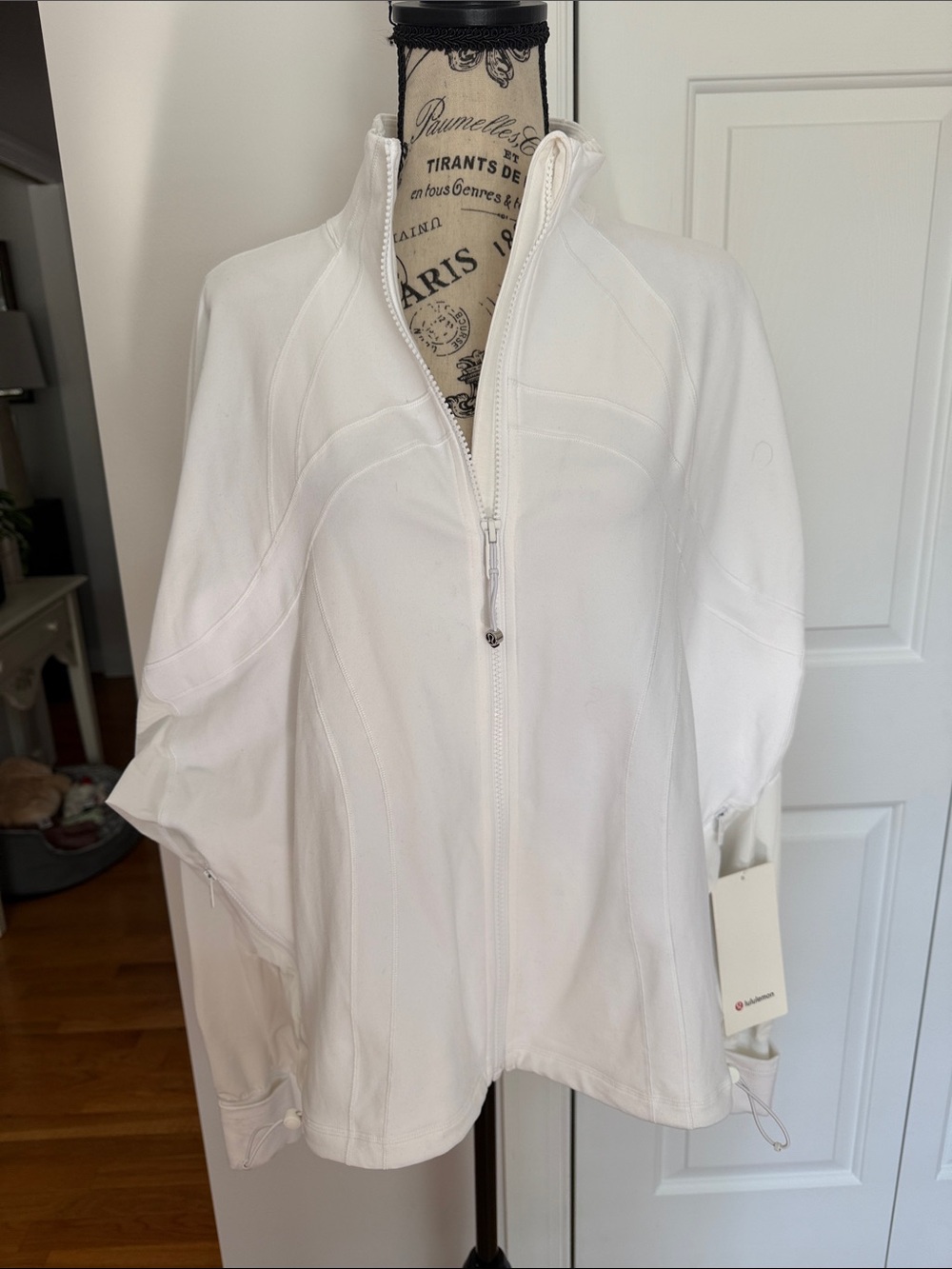 lululemon athletica Women’s White Full-Zip Bomber Jacket